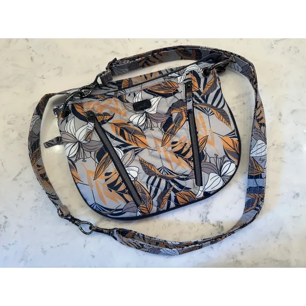 Lug Lily Grey‎ Clover Navy Floral Crossbody Bag RFID Travel Convertible NWOT - Image 4
