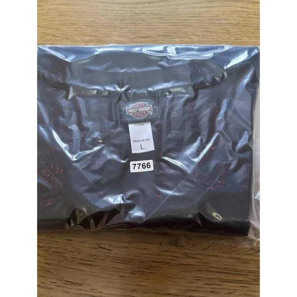 Harley Davidson Motorcycles Women’s V-Neck Size Large Waukon Iowa T‎ Shirt - Image 13