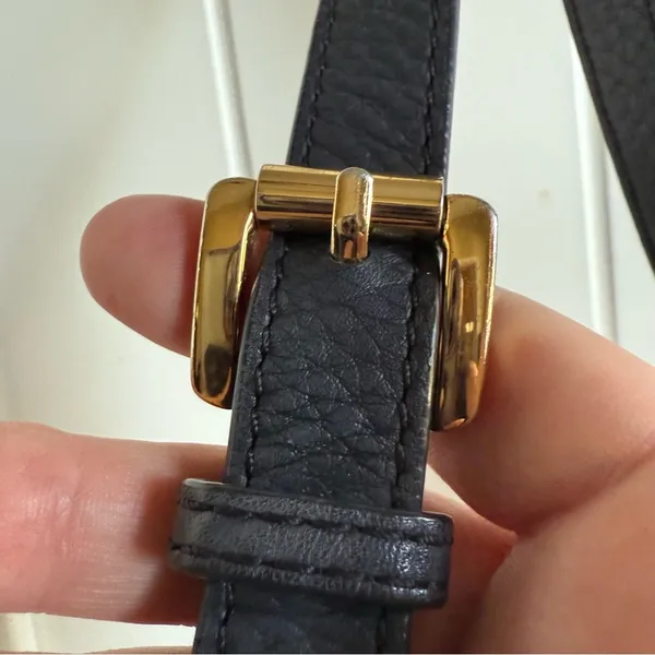 MICHAEL Michael Kors Black and Gold Shoulder Bag with‎ Chain Detail Bucket - Image 12
