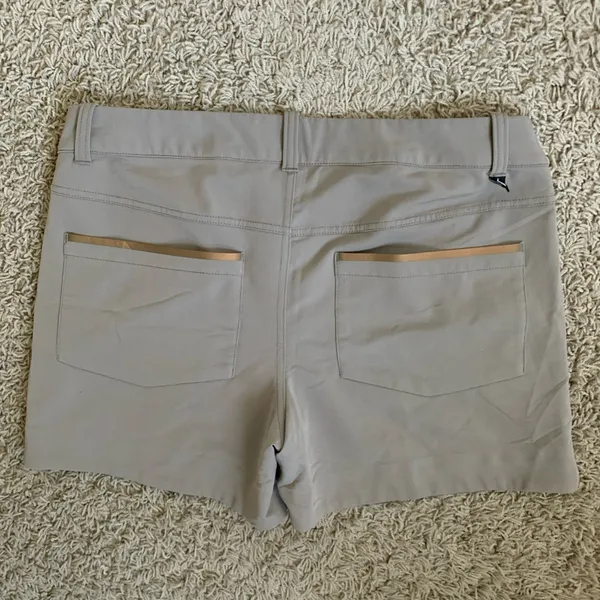 Cotopaxi Samburu gray women’s size 6 flat front 4” Hiking shorts - Image 4