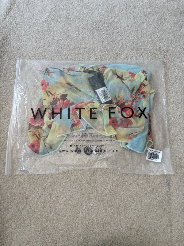 White Fox Boutique Halter Top - Image 3