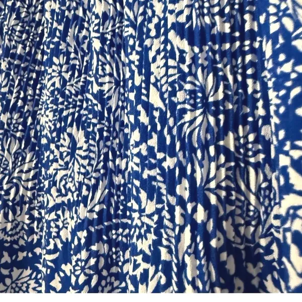 Ann‎ Taylor Tank Top Blue Paisley Boho Pleated Halter Neck Women Medium - Image 3