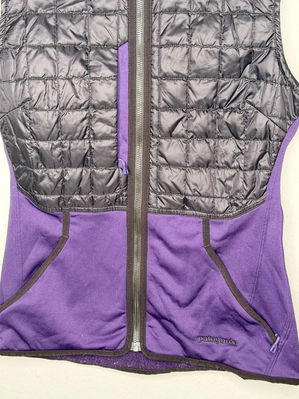 Patagonia Black & Purple Hybrid Vest - Image 3