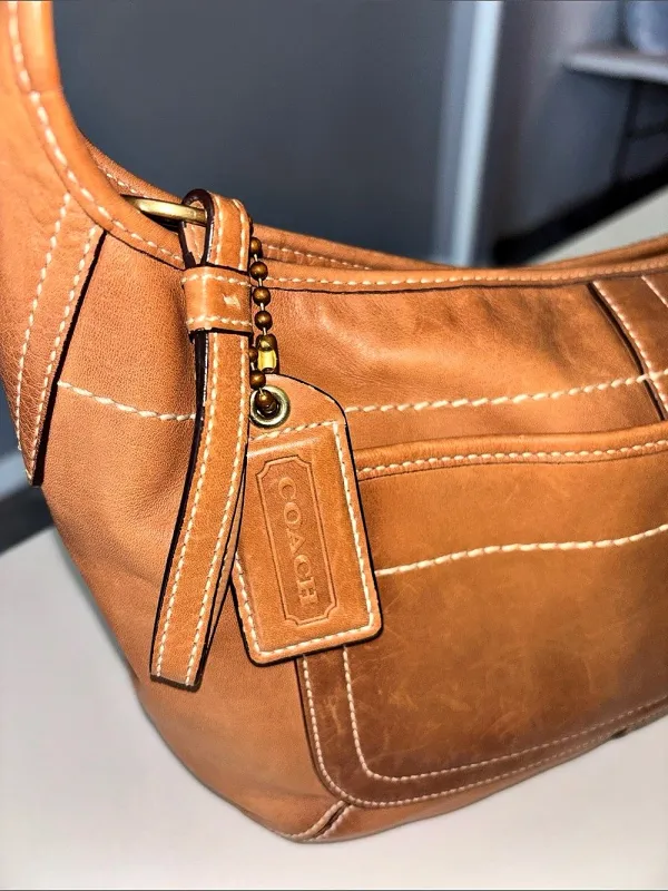 Vintage Coach Ergo Leather Hobo Bag - Image 4