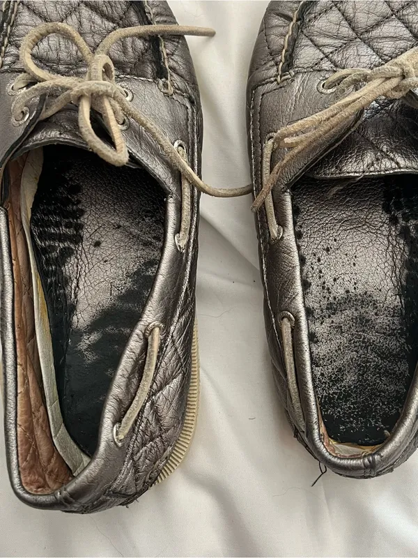 Sperry Metallic Quilted Leather Boat Shoes Size 9 - Image 9