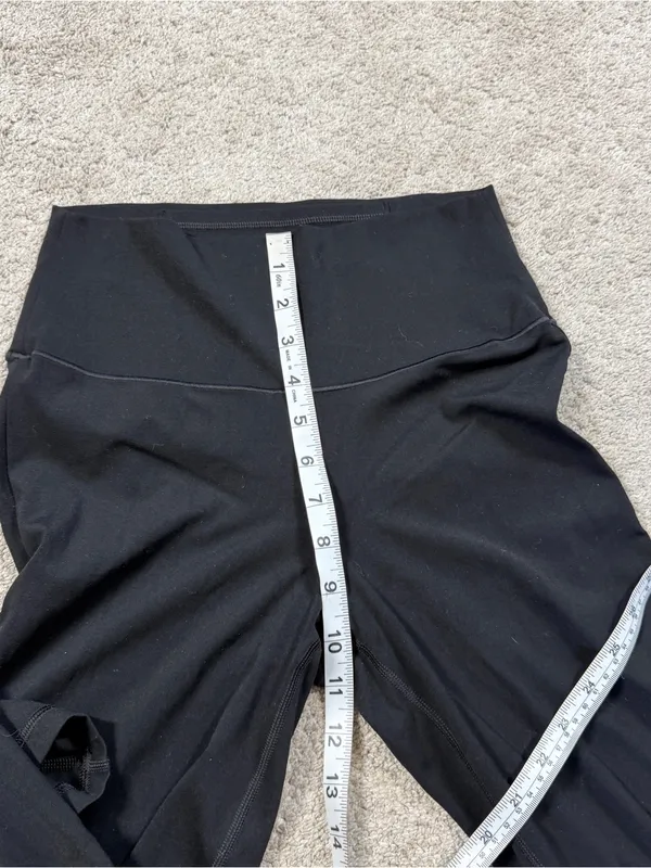 Old Navy Women’s Studiosmooth Go Dry High Rise Flare Leggings in Black M - Image 13