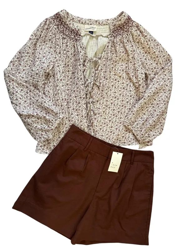 A new day Floral Blouse & Shorts Set - Image 3