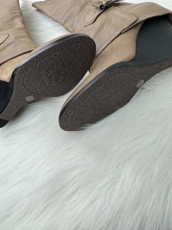 NWOT Vince Camuto Autumn Wedge Heel Leather Boots Size 8B EU38 Taupe - Image 6