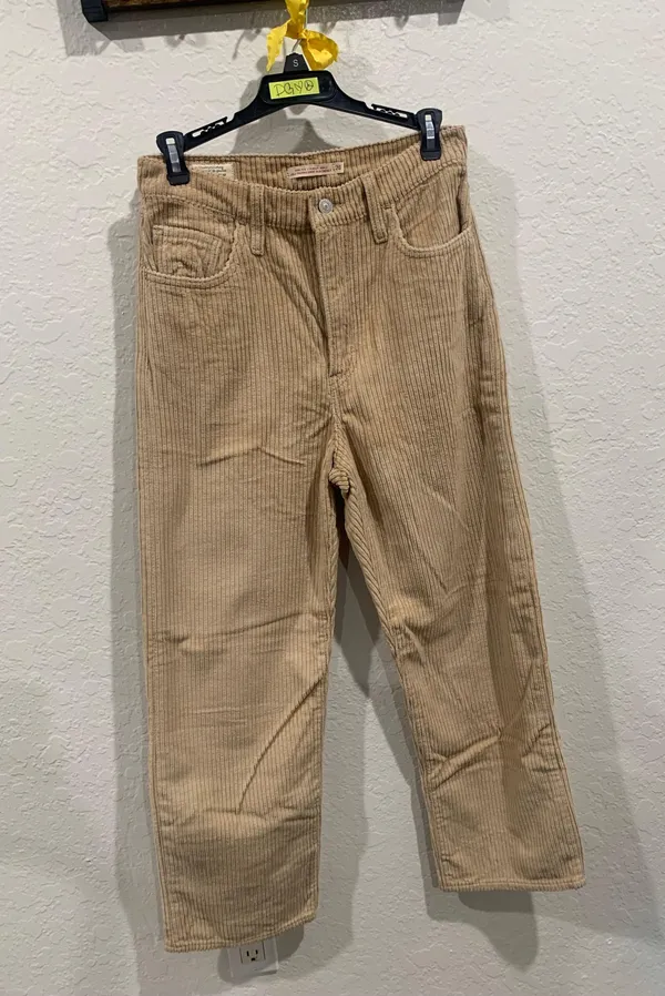 High Rise Corduroy Levi’s  - Image 2