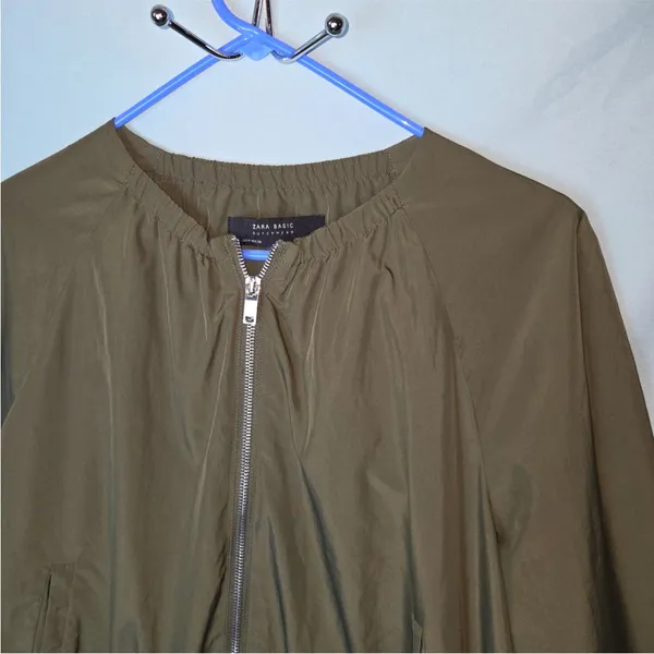Zara NWT green drawstring waist zipper front jacket - Image 3