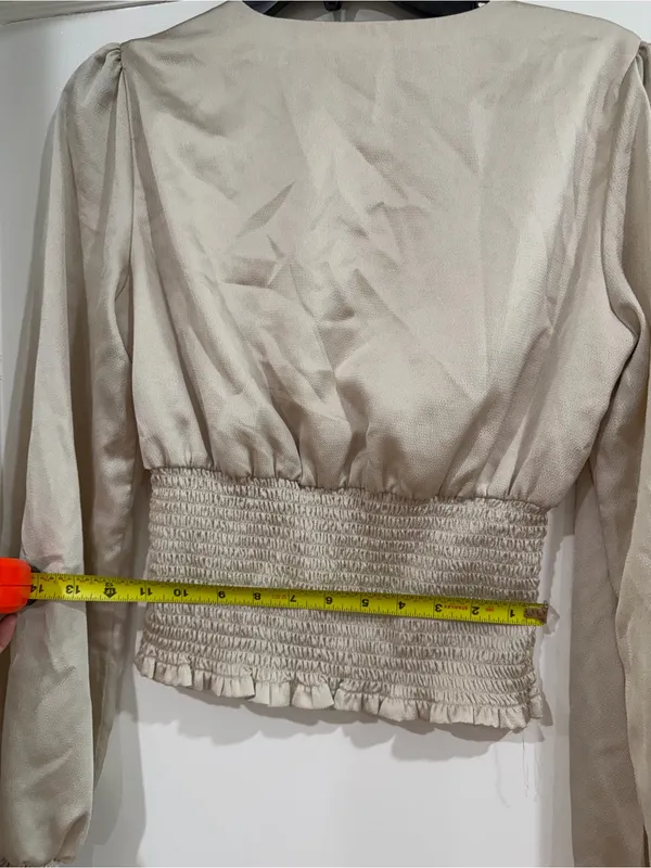 Gianni Bini Cream V-Neck Smocked-Waist Long Sleeve Blouse XS - Image 7