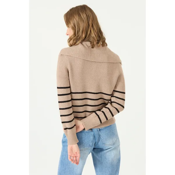 Cyrus Women's Sz Medium Sweater Oversized Collar Tan Black Stripes Henley Button - Image 2