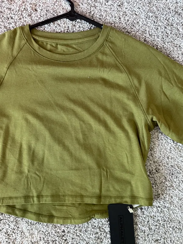 Alphalete Cropped Long Sleeve - Image 2