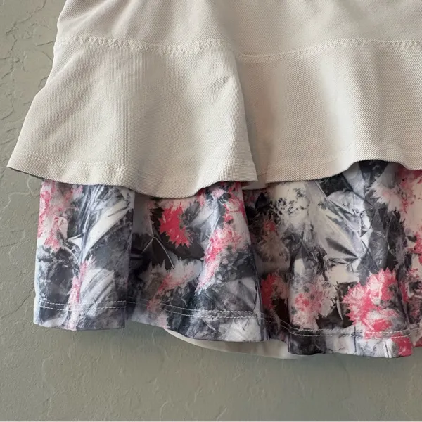 Lija women's white, black and pink golf, tennis, pickleball skort size large - Image 14