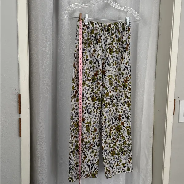 Floral Women’s Pajamas Set Sz: XS - Image 3