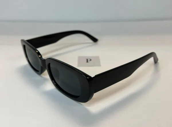 90s Retro Black Sunglasses / Retro Square Sunglasses - Image 3