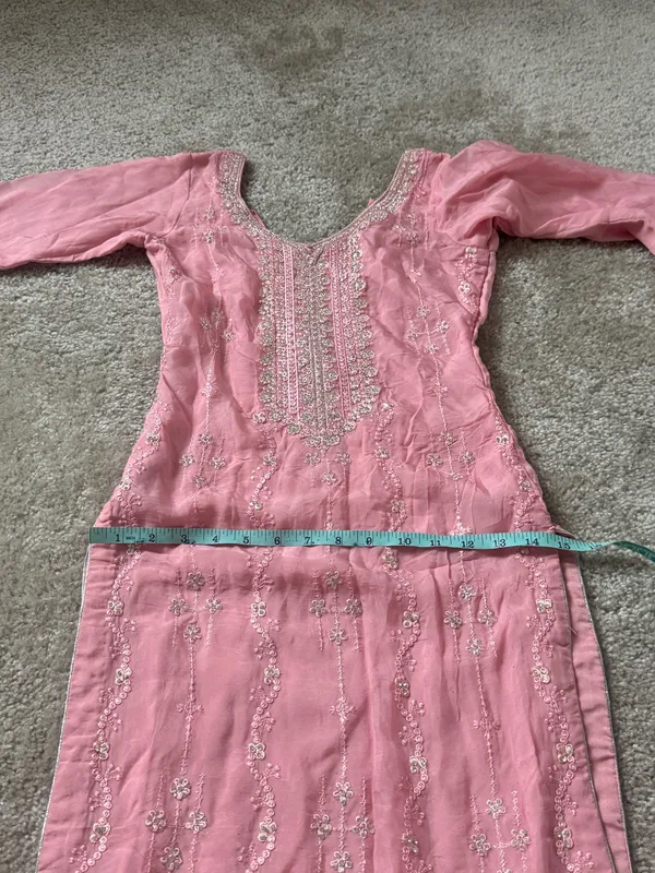 Light pink Indian/Pakistani Dress (suit) - Image 6