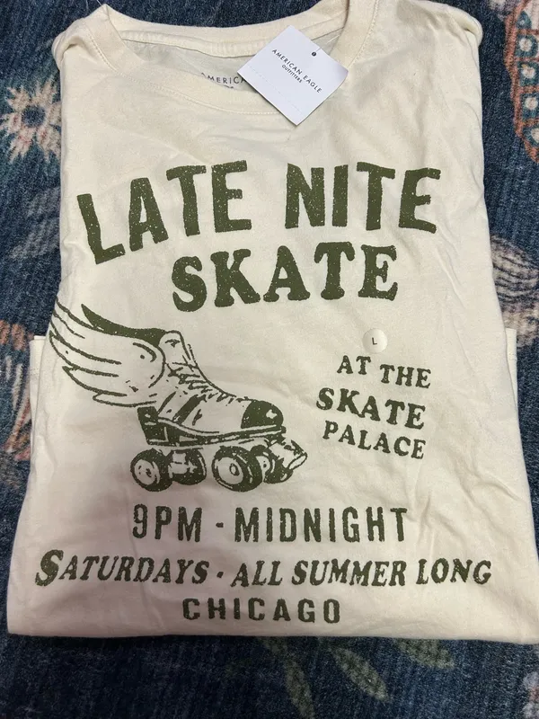 American Eagle Graphic Tee - Image 7