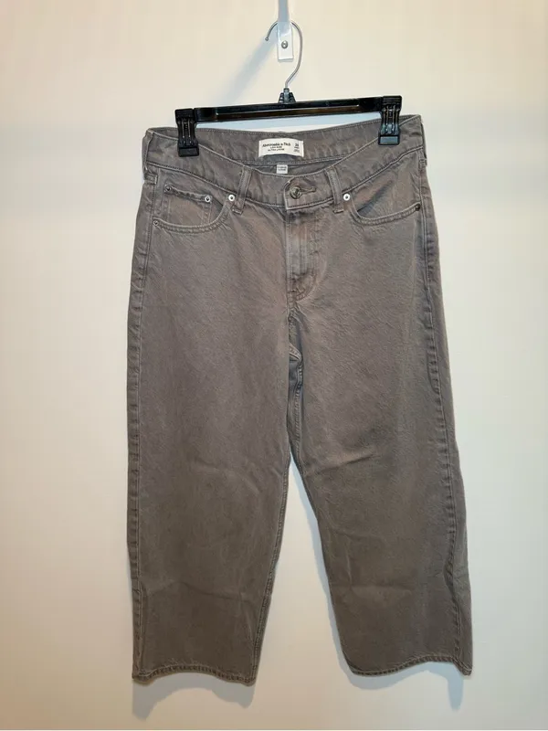Abercrombie & Fitch Low Rise Ultra Loose Jean - Image 2