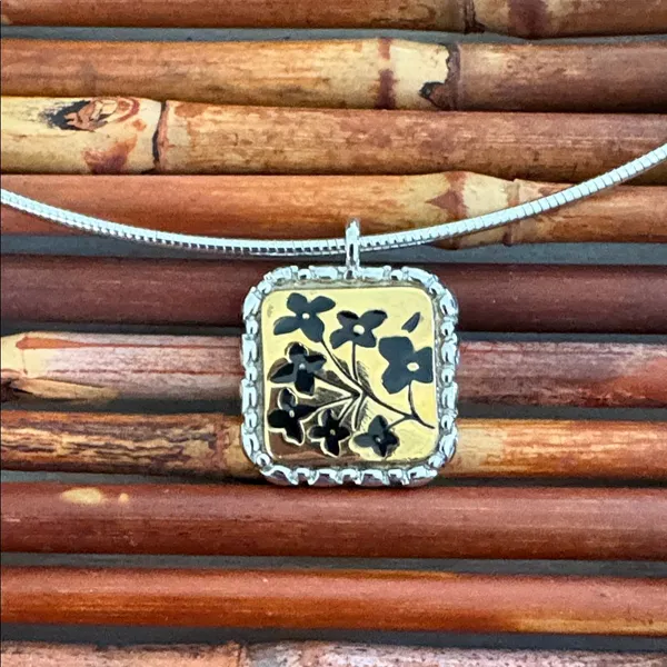Lia Sophia Silver Collar Necklace with Gold and Black Floral Pendant NWT - Image 6
