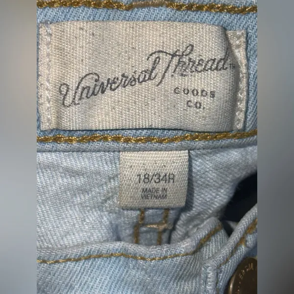 Universal‎ Thread Vintage Straight Button Fly Denim Jeans - Image 3