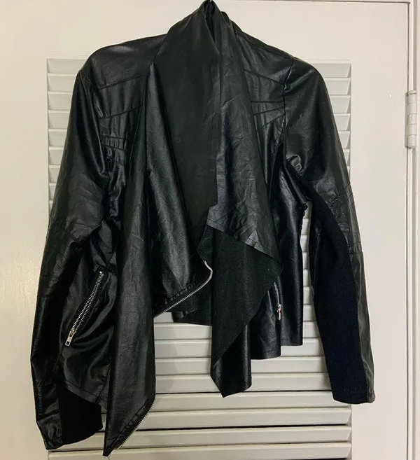 2X pLeather crop zip up long sleeve blouse - Image 3