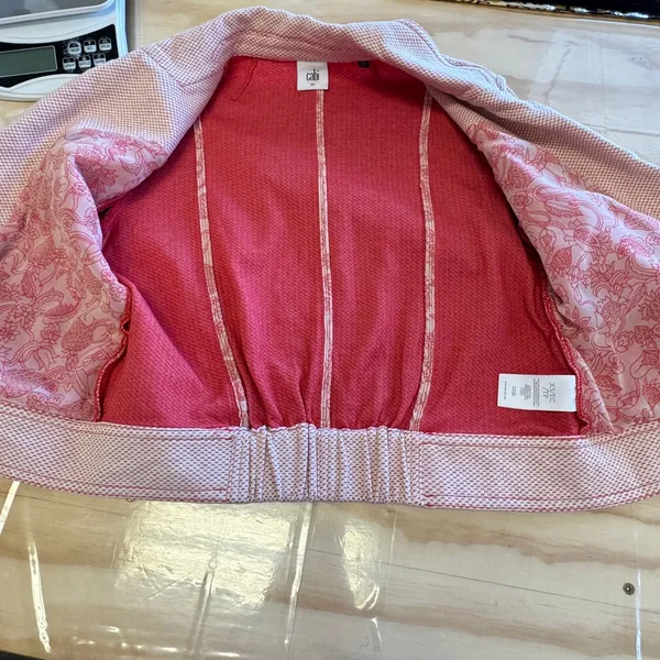 Cabi Red White Textured Knit Crop Jacket Women's‎ XS Notch Lapel Blazer Spring - Image 5