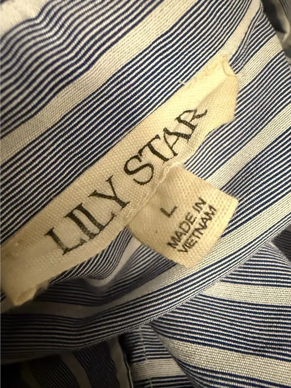 Lily Star Blue and White Striped Button-Front Crop Shirt size L - Image 11