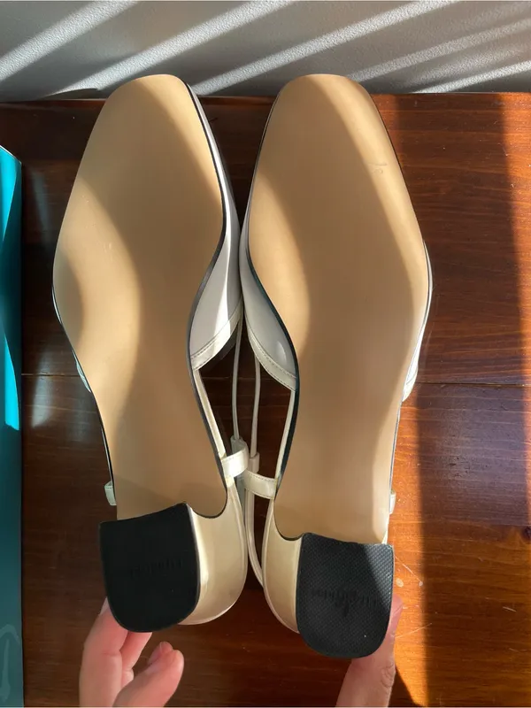 Life Stride White Judith Slingback Block Heel Pumps Size 8 - Image 5