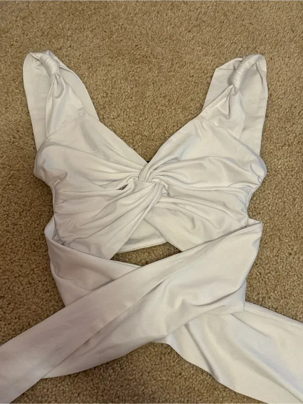 Princess Polly Lioness White Twist-Wrap Crop Top - Image 3