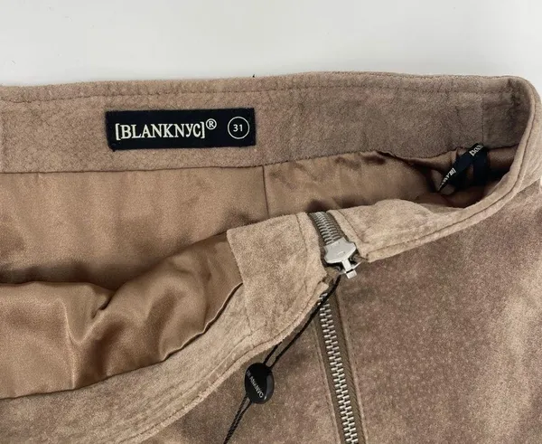 NWT Blank NYC Suede Leather Mini Skirt in Taupe Size 31 - Image 5