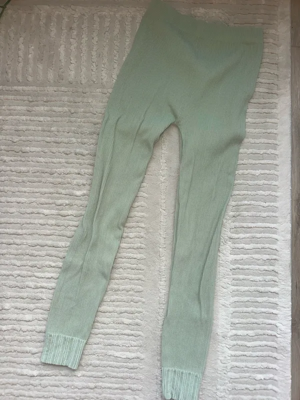 Variety Of Brands From Abercrombie To Banana Republic Closet clean out - Image 14