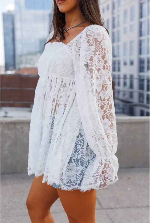 Lane 201 Daydreamer Lace Top - Image 4