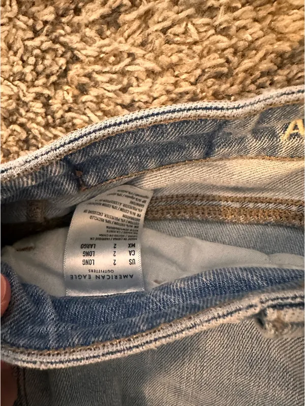 American Eagle Jeans - Image 3