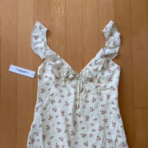 Princess Polly Maryanna maxi baby yellow floral dress with flutter sleeves - Image 3