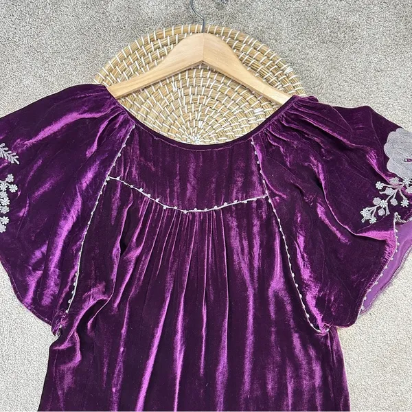 Sundance Embroidered Silk Blend Just Devine Tunic Top Purple Velvet Fairy Size M - Image 8