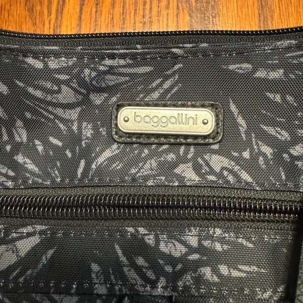 Baggallini Crossbody Everyplace Bag NWT Black Floral School College Travel - Image 2