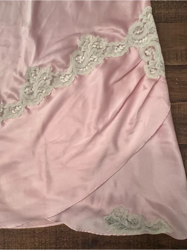 Vintage VS Lace Satin Chemise Slip - Image 2