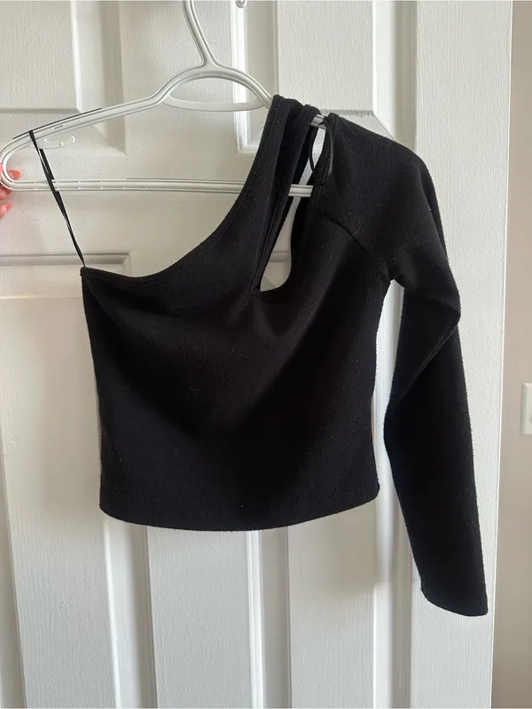 4th + Reckless Black Asymmetric One - Image 2
