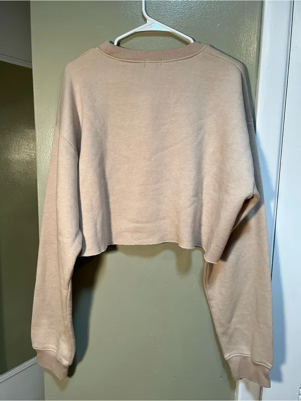 PrettyLittleThing Women's Size Medium Cropped Crewneck Sweatshirt Beige Fleece - Image 6
