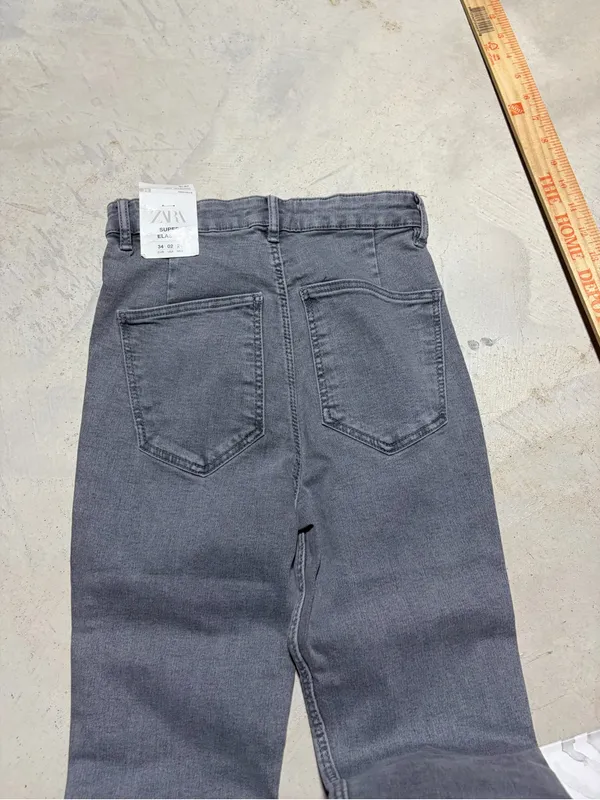 Zara NWT super elastic Gray High-Rise Jeans 2 - Image 6