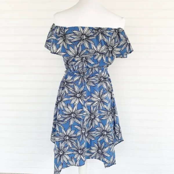 Charlotte Russe Dress XS Blue Floral Off Shoulder‎ Handkerchief Hem Tassel Belt - Image 3