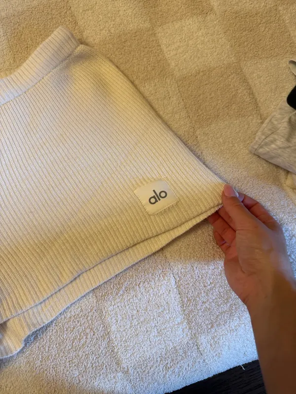 Alo knit shorts - Image 2