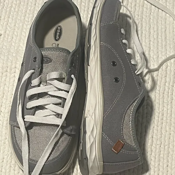 Dr. Scholl’s Memory Foam Cool Fit Grey Sneakers 9M - Image 4