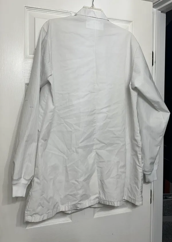 White Knight Professional Lab Coat is a size Medium. - Image 2