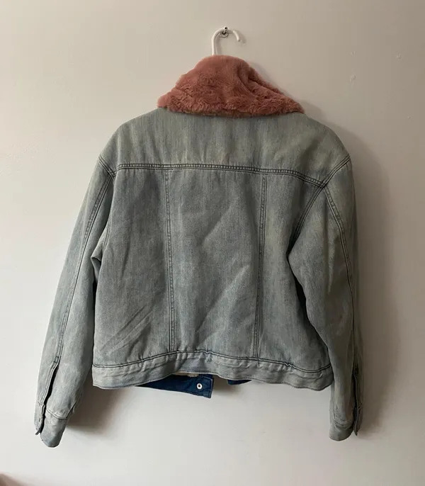 Express light blue denim sherpa jacket with detachable pink fur collar - Image 3