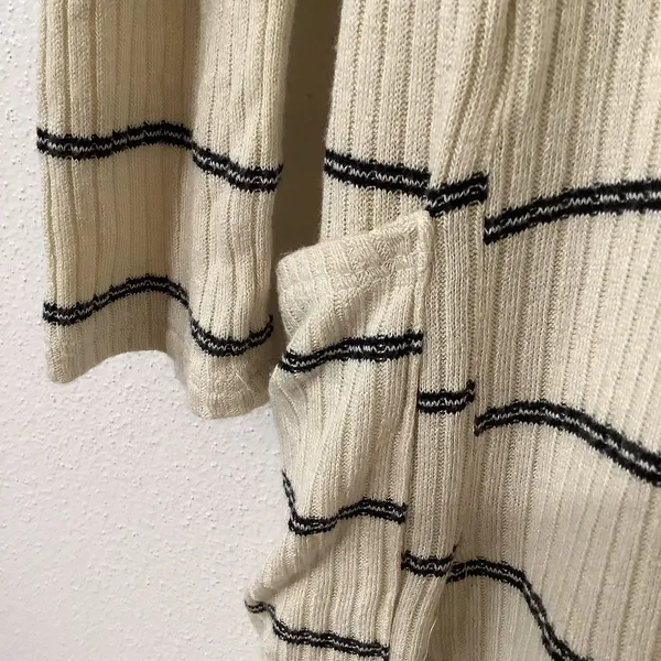 Daytrip Minimalist Chic Cozycore Slouchy‎ Striped Cream Long Open Cardigan Small - Image 9