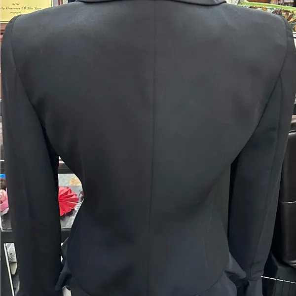 Neiman Marcus sz 4 blazer - Image 3