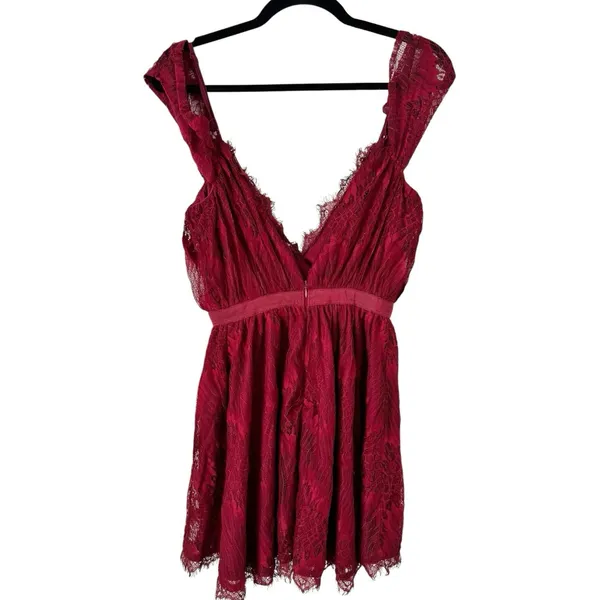 TOBI Burgundy Red Lace Sexy V Neck Mini Dress Size Small - Image 4