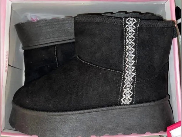 Women's Black Platform Ankle Boots with Decorative Side Trim Size 6 - Image 2